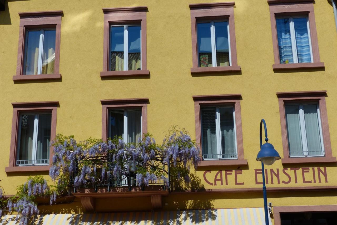 Apartments Im Cafe Einstein Freiburg im Breisgau Eksteriør bilde